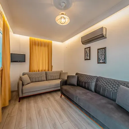 Hotel apartamentowy Oezguem Datça