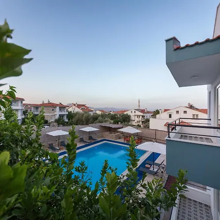 Oezguem Hotel apartamentowy