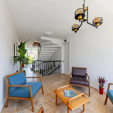 Oezguem Apartmanhotel 4*