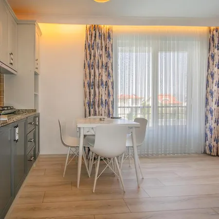 Oezguem Datca
