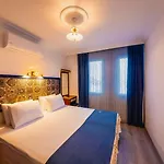 Oezguem Apartmanhotel