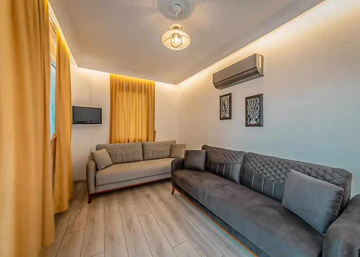 Ξενοδοχείο με διαμερίσματα Oezguem Datca