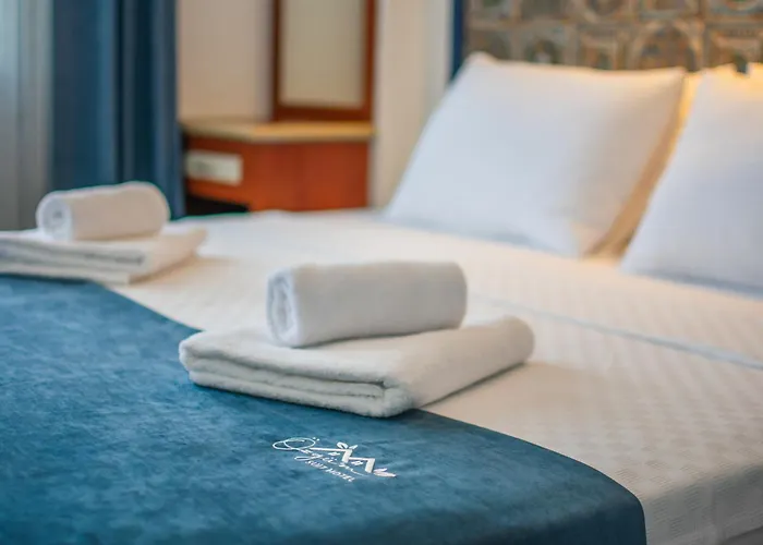 Ξενοδοχείο με διαμερίσματα Oezguem Datca