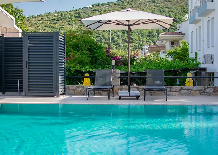 Ξενοδοχείο με διαμερίσματα Oezguem 4*